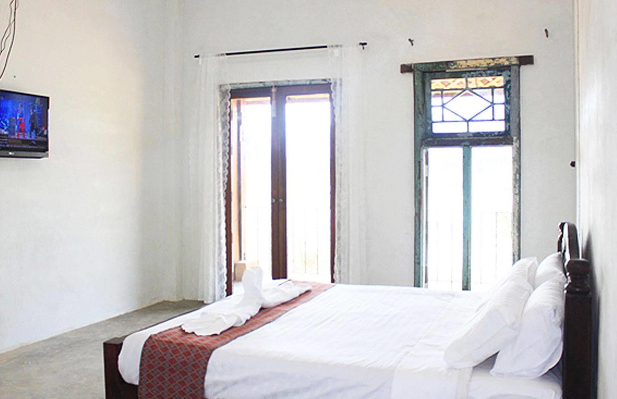 Hotel Phu-Anna Eco House Hot Exterior foto